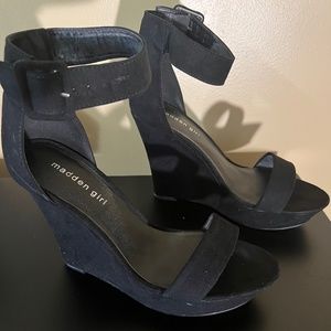 Madden Girl Black Wedges size 10
